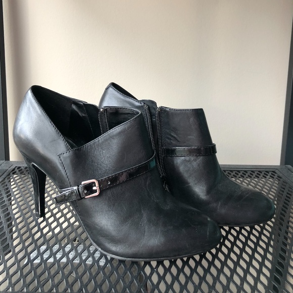 Nine West Black Booties - Picture 1 of 7